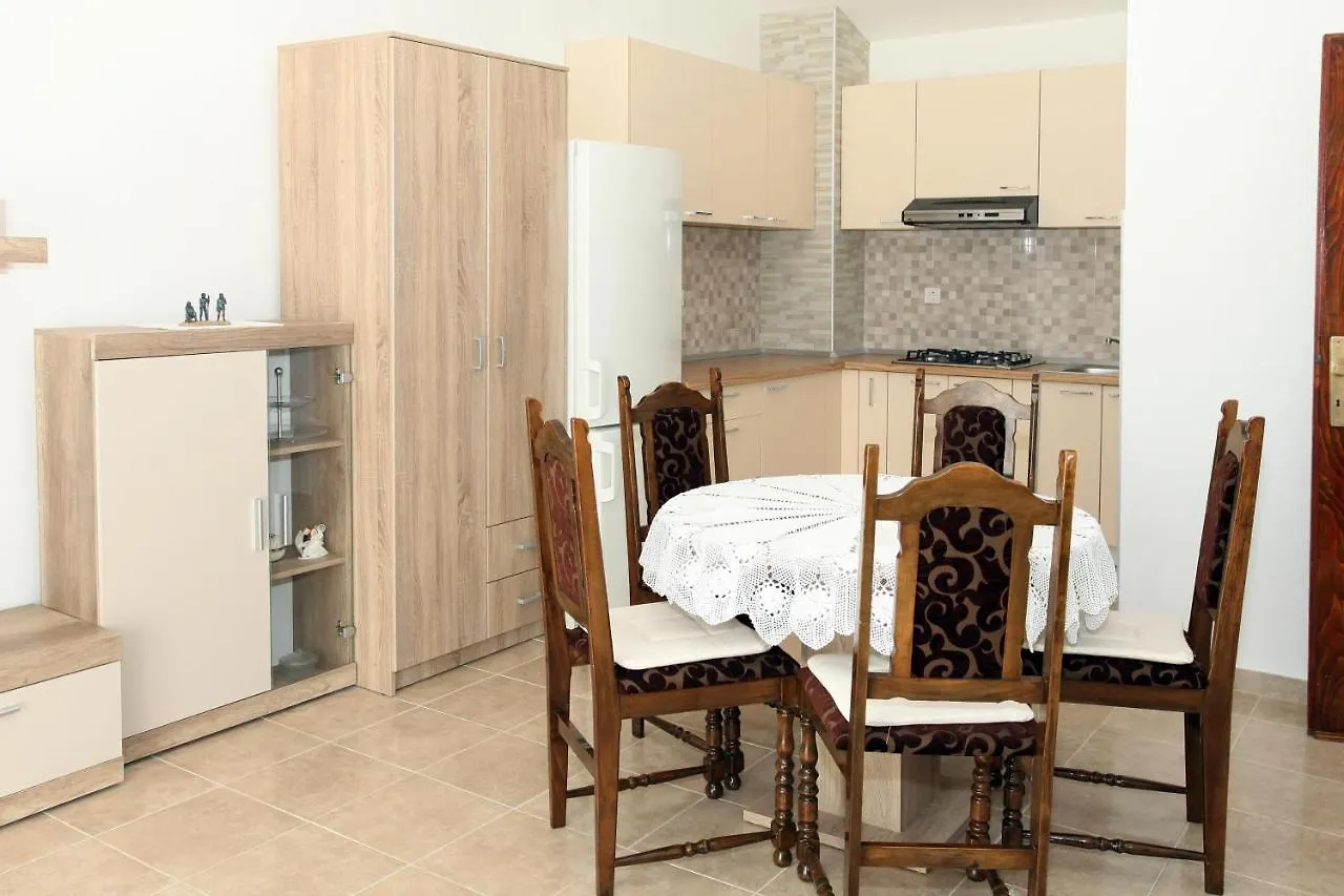 Apartments By The Sea Pag - 529 Pag Town