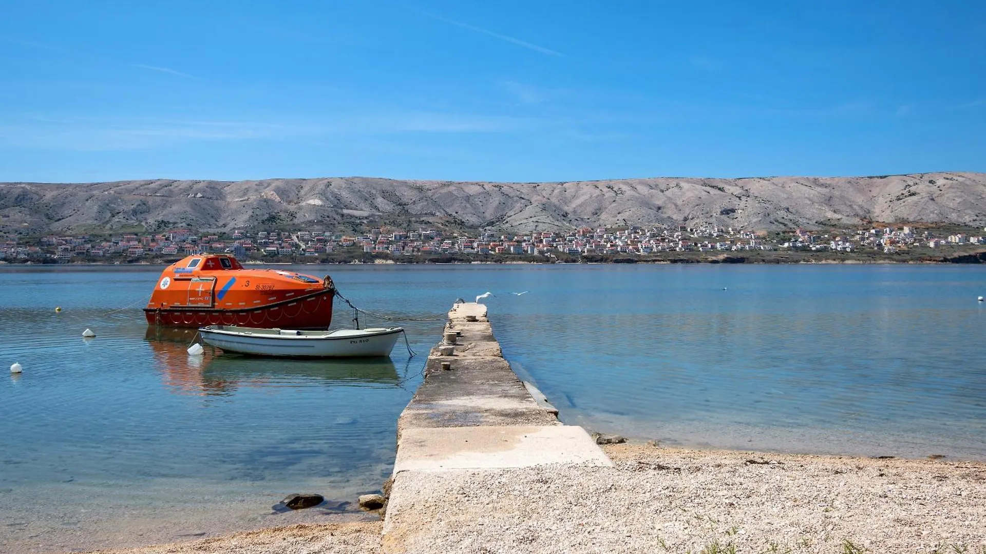 Apartments By The Sea Pag - 529 Pag Town